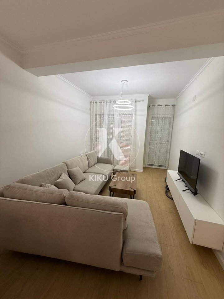 🏢 Apartament 2+1 me qira – Rruga Peti