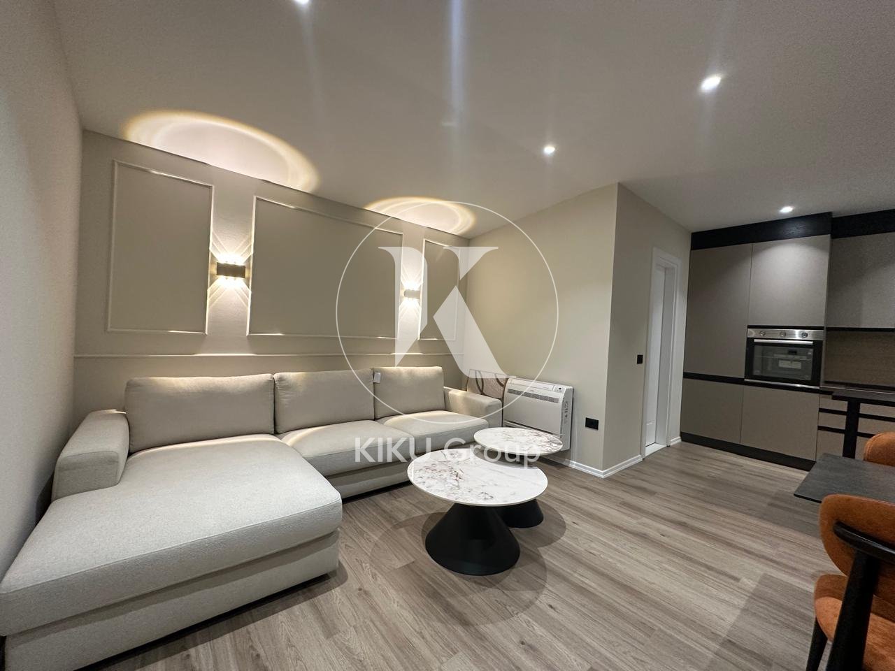 VENDESI APPARTAMENTO 1+1 NELL'EX-BLOCCO, TIRANA