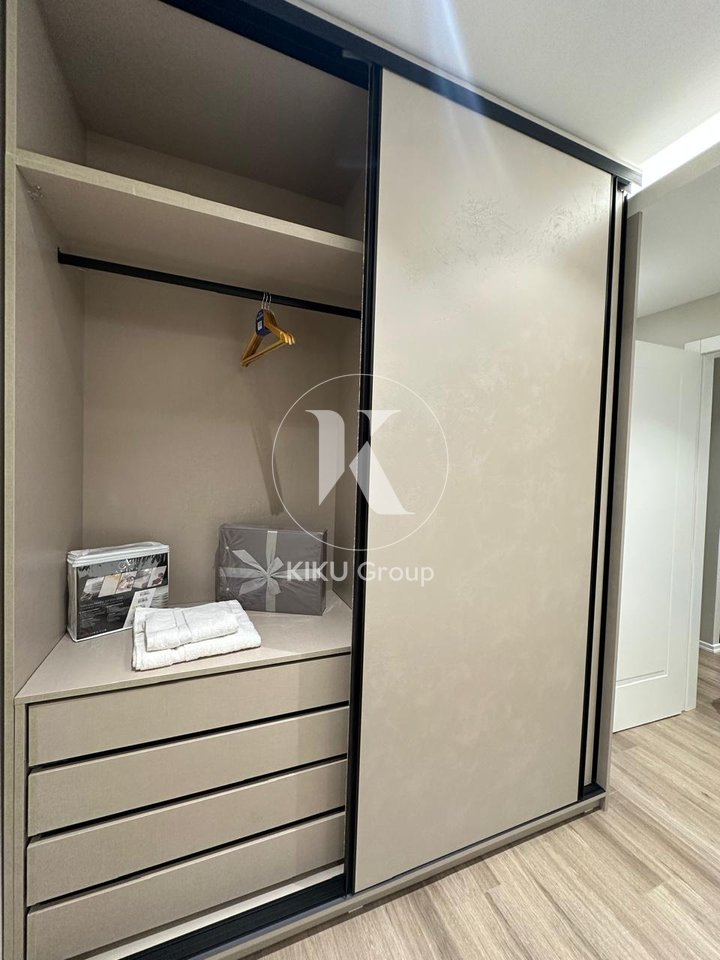 VENDESI APPARTAMENTO 1+1 NELL'EX-BLOCCO, TIRANA