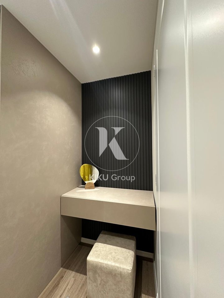 VENDESI APPARTAMENTO 1+1 NELL'EX-BLOCCO, TIRANA