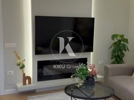 ✨ Shitet Apartament 2+1+2 – Zogu i Zi, buzë rruge ✨