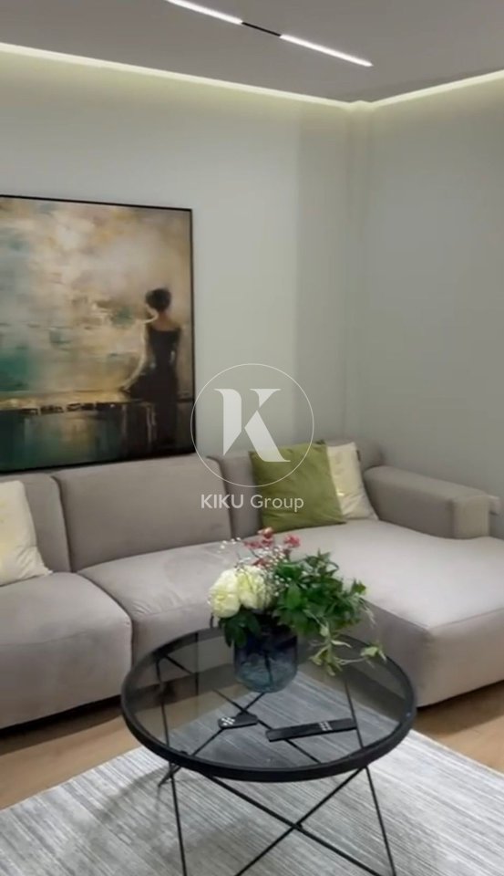 ✨ Shitet Apartament 2+1+2 – Zogu i Zi, buzë rruge ✨