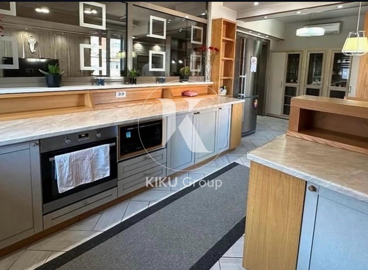 🏡 IN VENDITA – APPARTAMENTO 2+1+2 CON 2 BALCONI 📍 Myslym Shyri, vicino Albtelecom