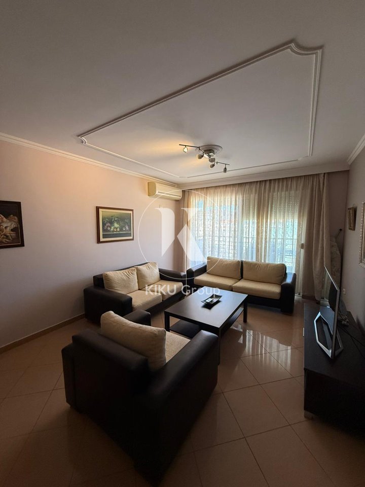 🏡 Apartament 2+1+2 me qira
📍 Bllok – pranë Juridikut