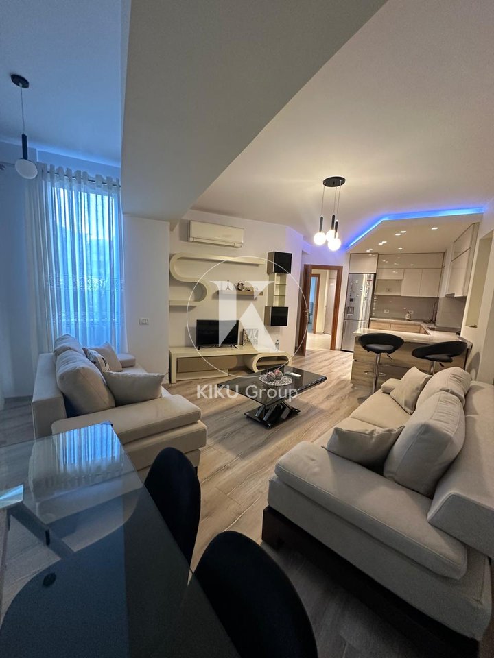 APPARTAMENTO 2+1 COMUNE DI PARIGI