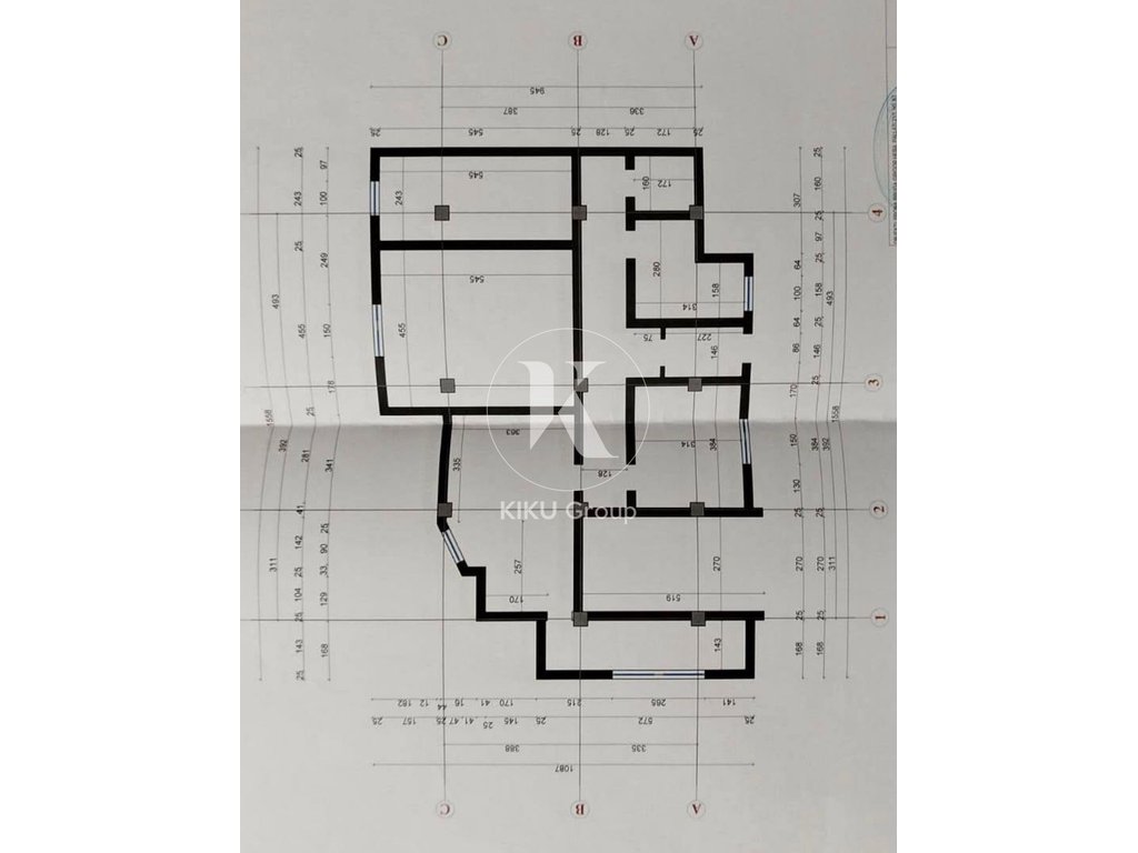 🏢 Ambjent me Qera – Ideal për Zyra & Klinika
