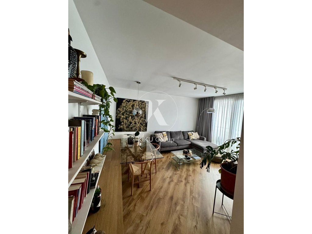 Apartament 1+1 me Qira
📍 Vendndodhja: Blv. Gjergj Fishta, ish-Ekspozita (mbi Euro 1)
📐 74 m² | 🏢 Kati 8 (me ashensor)