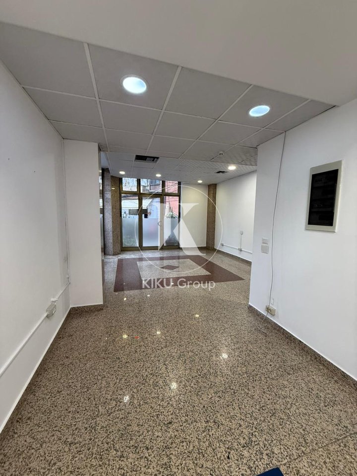 Jepet me Qira Ambient Biznesi, Sheshi Willson