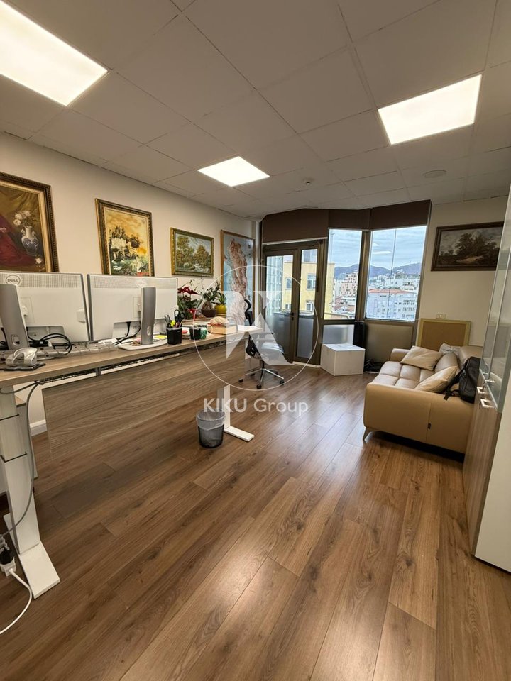 Jepet Me Qira Ambient Biznesi, Sheshi Willson