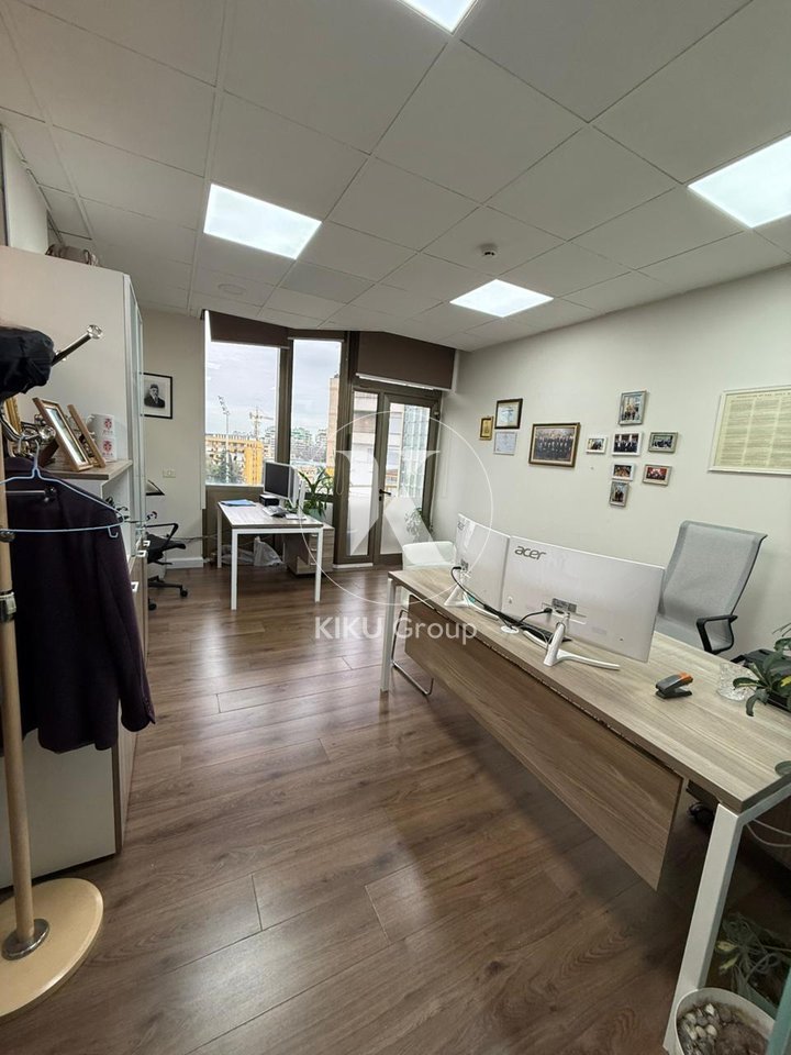 Jepet Me Qira Ambient Biznesi, Sheshi Willson