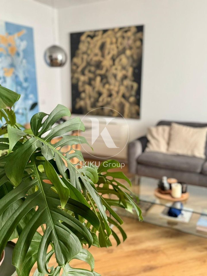 Apartament 1+1 me Qira
📍 Vendndodhja: Blv. Gjergj Fishta, ish-Ekspozita (mbi Euro 1)
📐 74 m² | 🏢 Kati 8 (me ashensor)