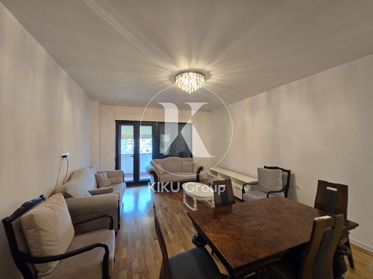 Affittasi appartamento 3+1+2, ex Blloku