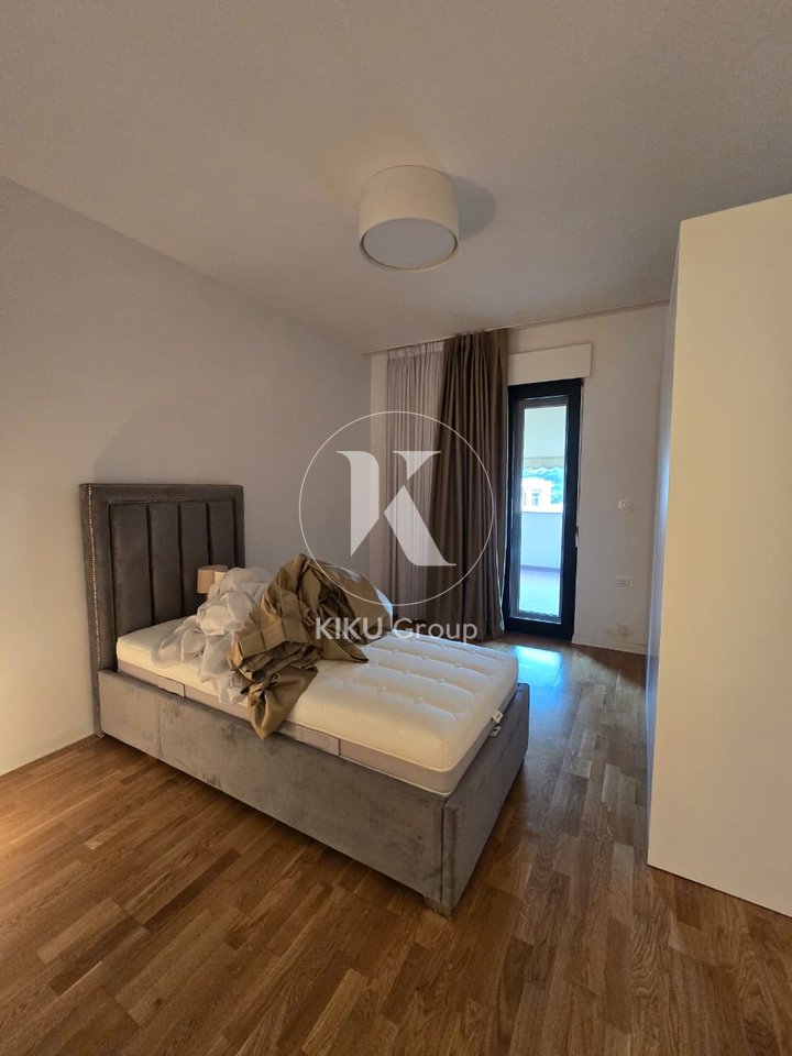 Affittasi appartamento 3+1+2, ex Blloku