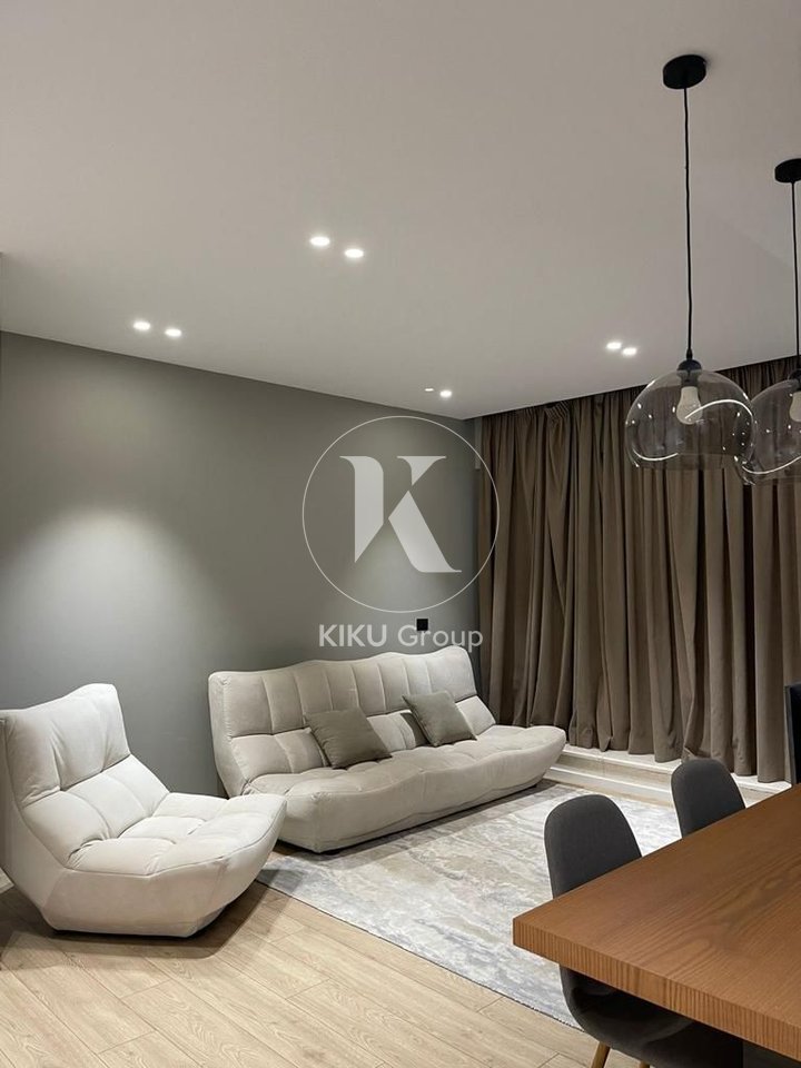 ✨ Jepet me Qira Apartament Luksoz 2+1+2 + Verandë – Galeria ETC ✨