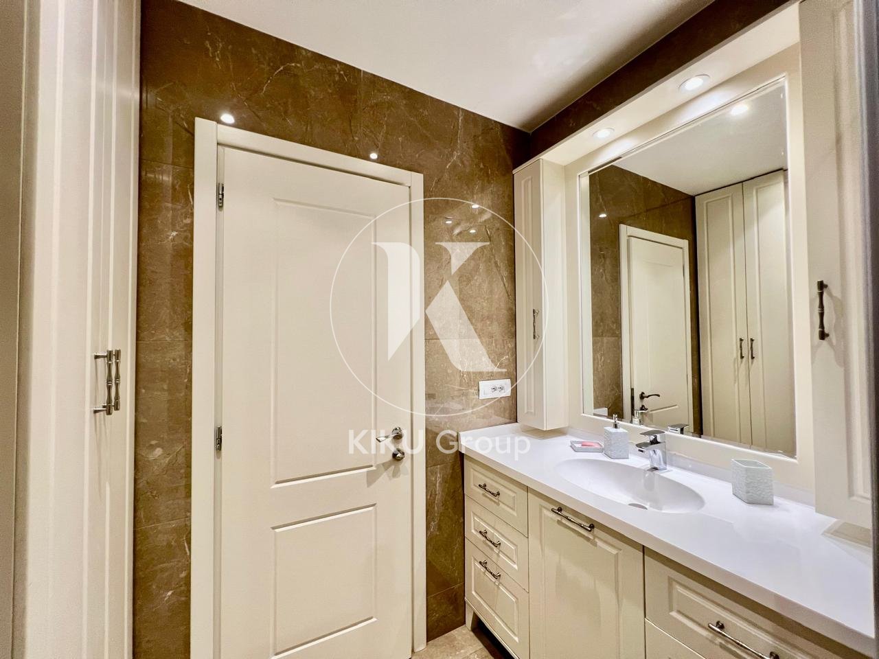 Jepet me qira apartament 2+1+2 + verandë – Fillimi i Don Boskos