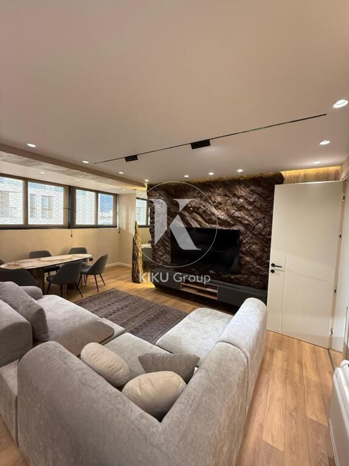 🏡 Appartamento di Lusso in Affitto 2+1
📍 Via di Durazzo