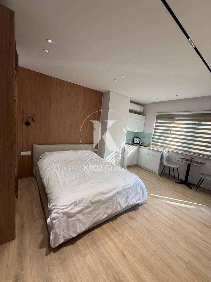 Jepen me qira 2 studio, secila me sipërfaqe 28 m².