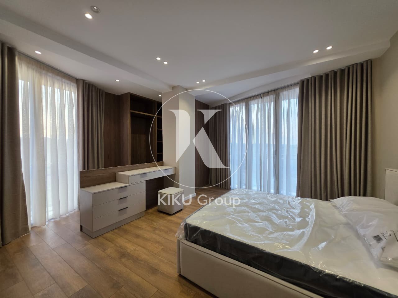 🌟 APPARTAMENTO DI LUSSO 2+1 IN AFFITTO
📍 Golden Tower, Via Mine Peza