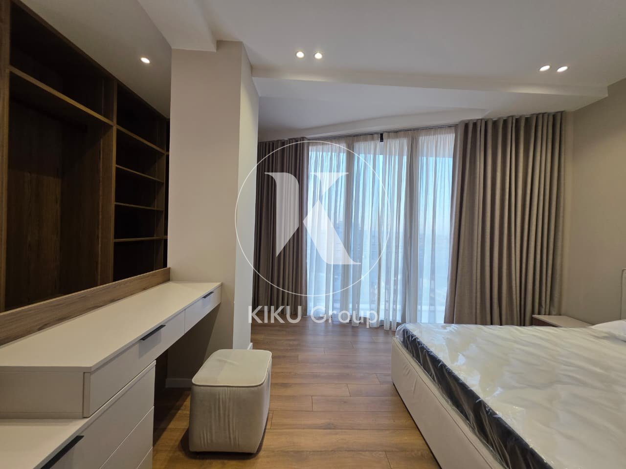 🌟 APPARTAMENTO DI LUSSO 2+1 IN AFFITTO
📍 Golden Tower, Via Mine Peza