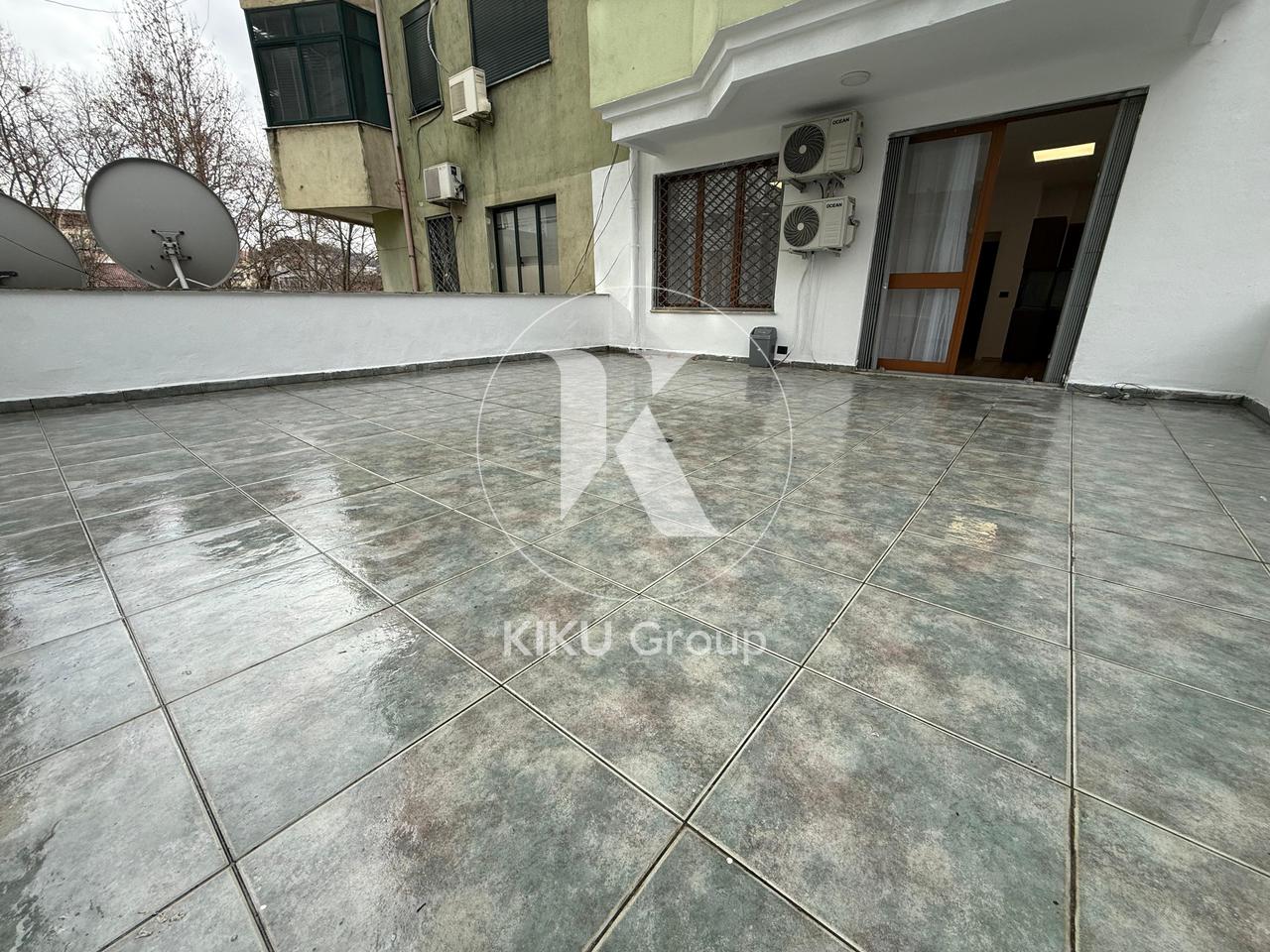 Jepet me qera per zyra 1+1 48 m2