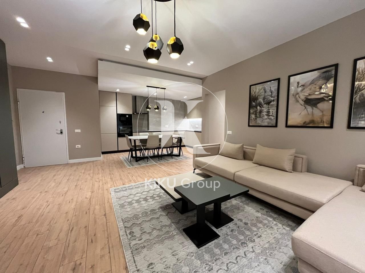 🏡 Apartament 2+1+2 me qira Kopshtit Botanik