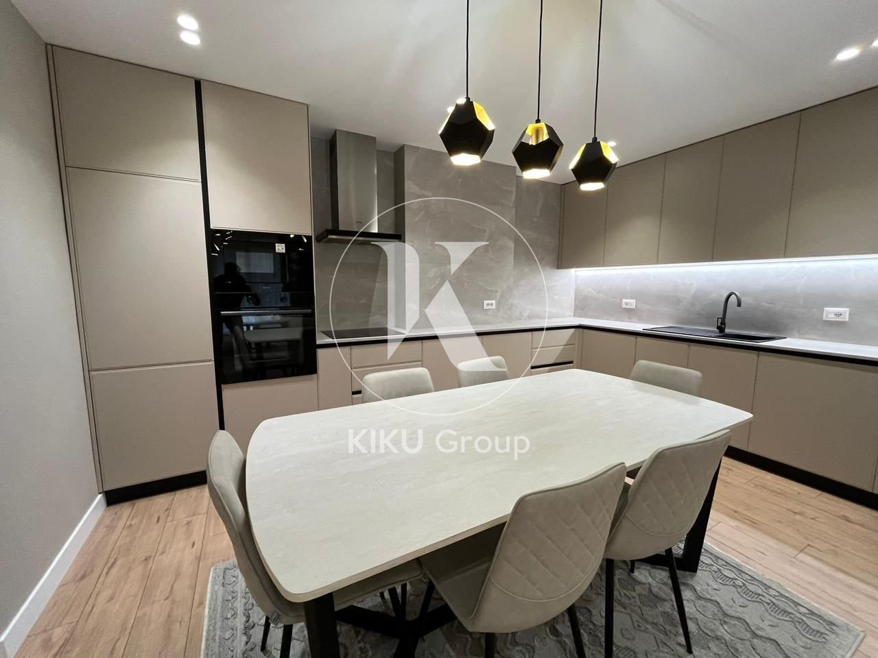 🏡 Apartament 2+1+2 me qira Kopshtit Botanik