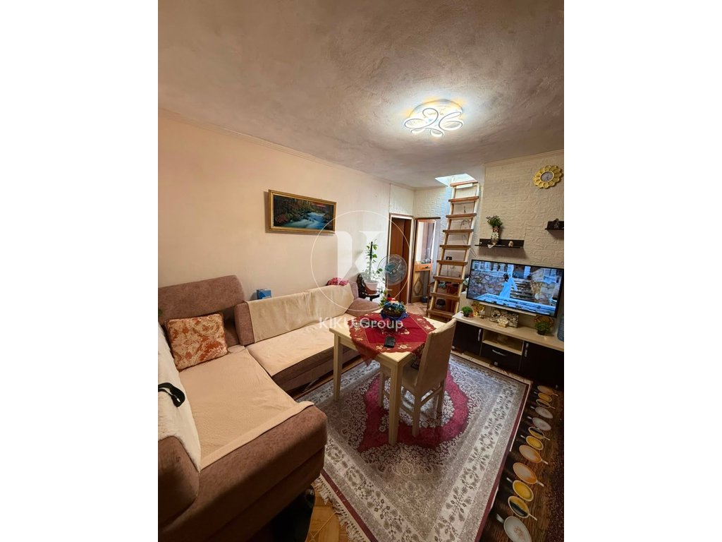 Shitet Apartament 1+1 në Rrugën Ndre Mjeda