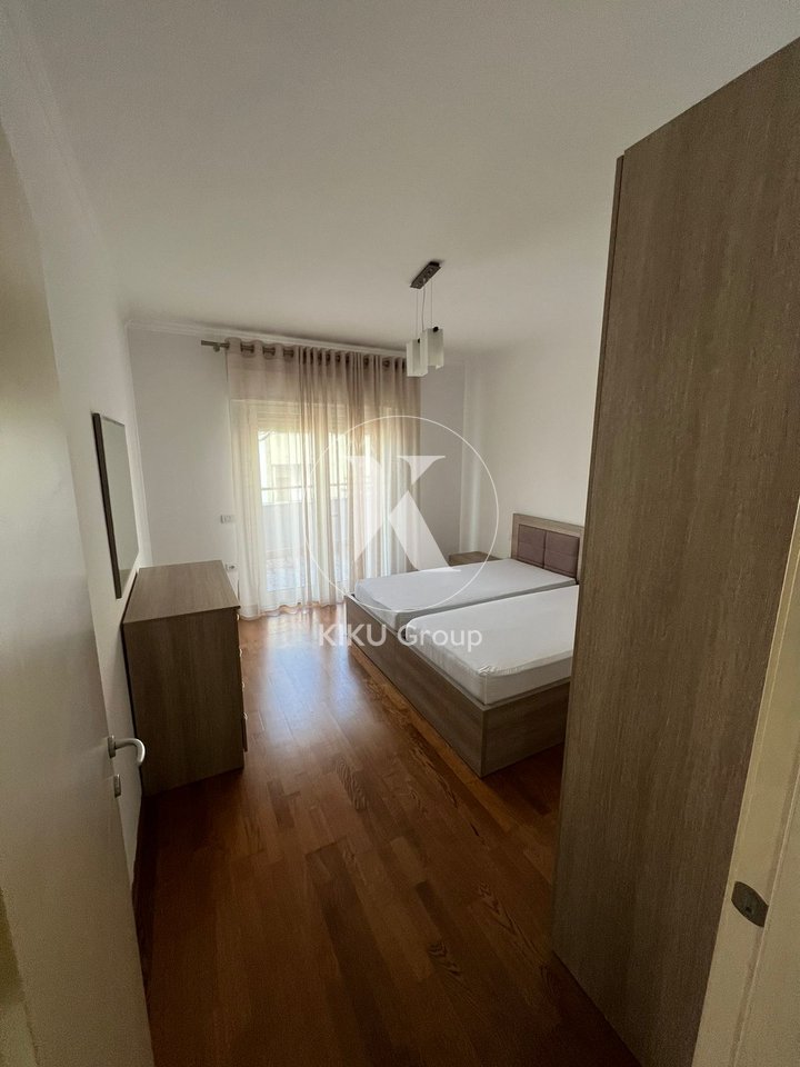 Jepet me Qira Apartament 2+1+2 me Verandë – Kopshti Zoologjik