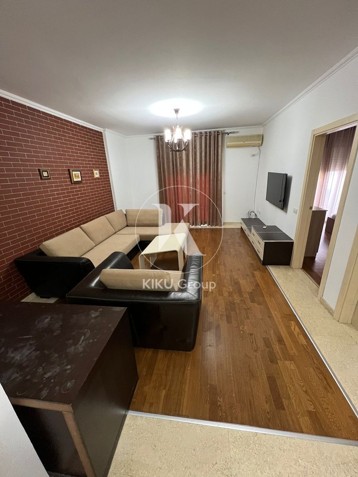 Jepet me Qira Apartament 2+1+2 me Verandë – Kopshti Zoologjik