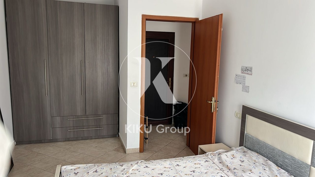 Apartament 2+1+2 me Qira – Kompleksi Usluga, Rruga Reshit Petrela, Tiranë