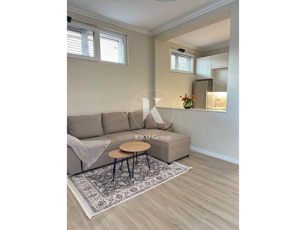 Jepet me Qira Apartament 1+1 me Hyrje Private – Rruga "Kongresi i Manastirit", Tiranë