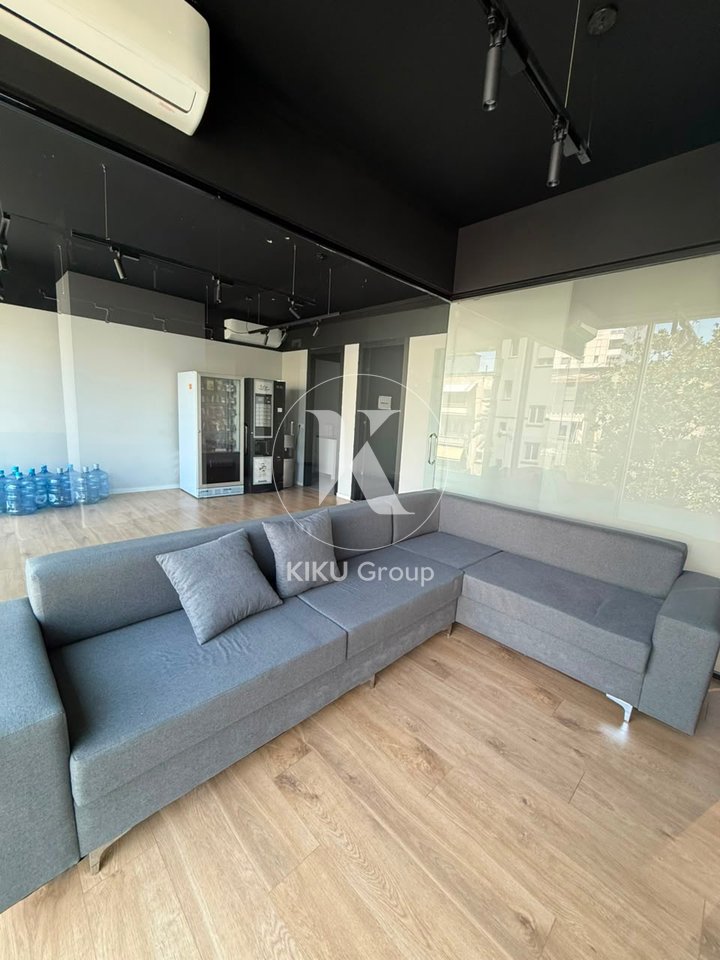 Ufficio in affitto 520 m² – Ish Bllok, Tirana