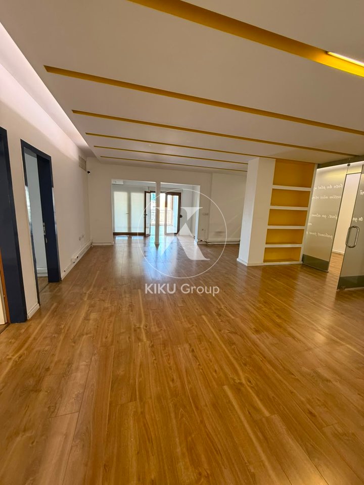 Ambient Zyre me Qira në Ish Bllok – 200 m²