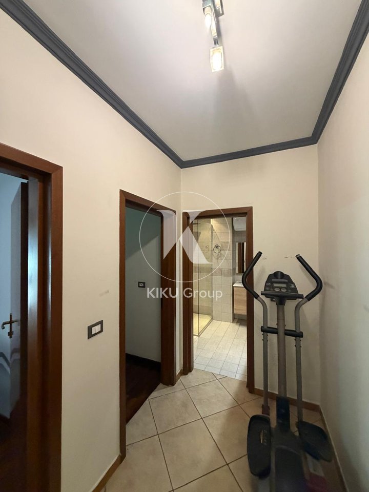 Appartamento 3+1+2+ Posto Auto in Affitto – Viale Zogu I, Tirana