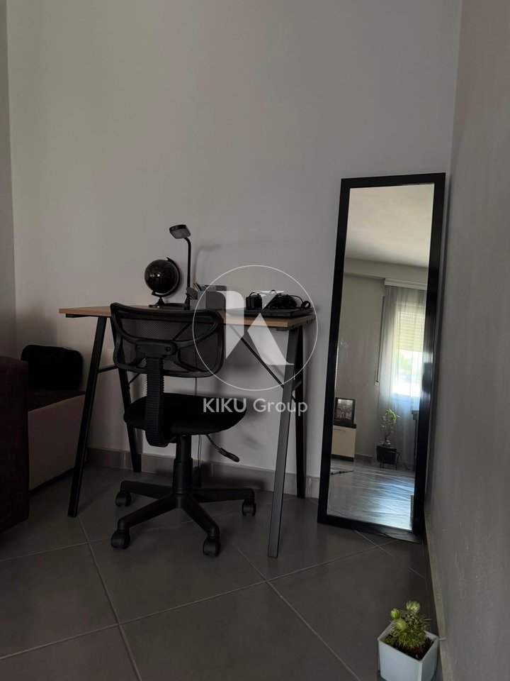 Apartament 1+1 me Qira – Pranë Kopshtit Botanik, Tiranë