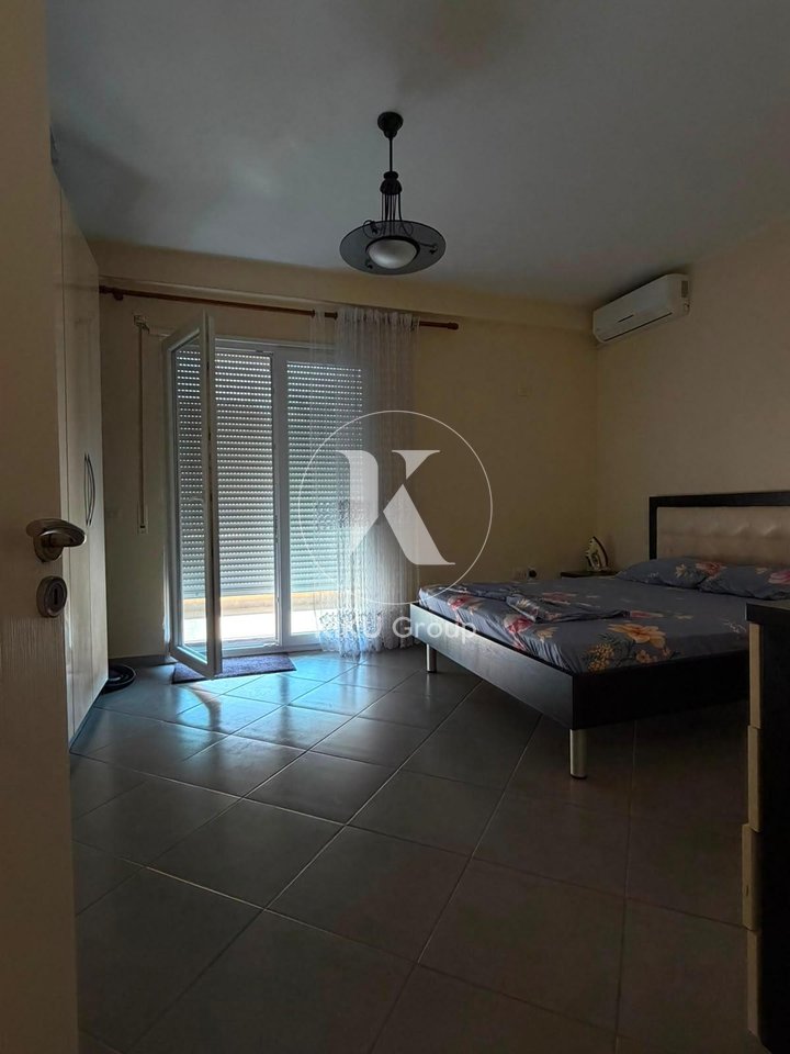 Apartament 1+1 me Qira – Pranë Kopshtit Botanik, Tiranë