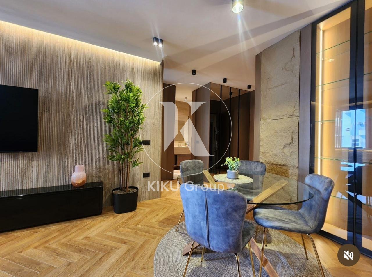 Apartament 2+1 Luksoz me Qira – Ish Ekspozita, Tiranë