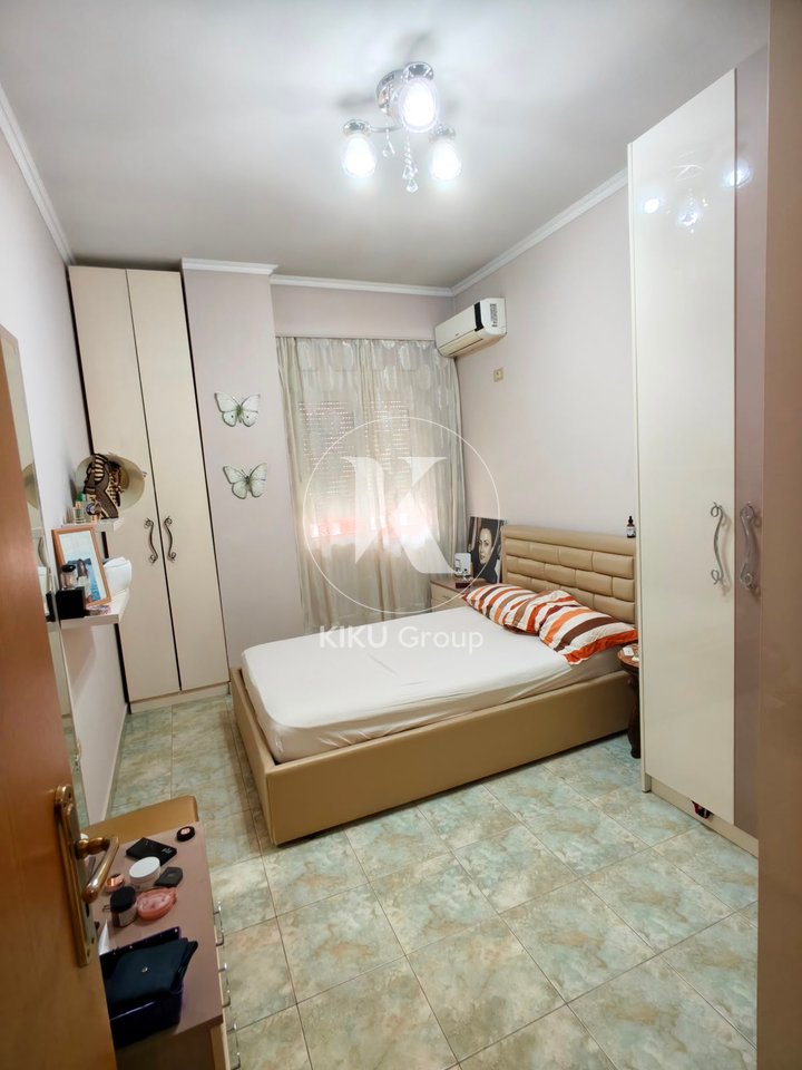Shitet Apartament 3+1+2 – Yzberish, Tiranë