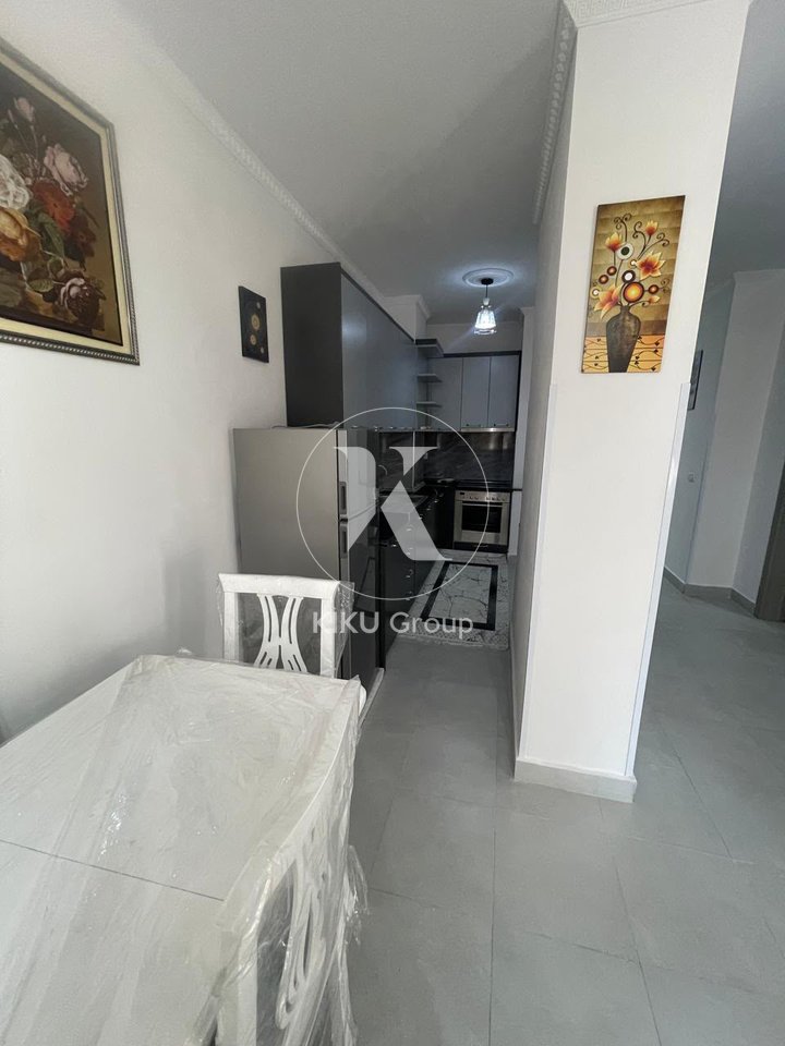 Affittasi Appartamento 2+1+2 – Via 5 Maggio, Tirana