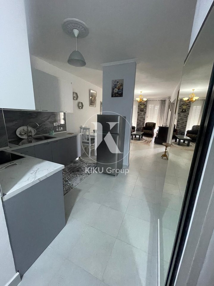In Affitto Appartamento 2+1+2 – Via 5 Maji, Tirana