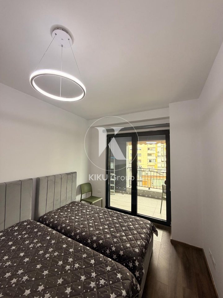 Affittasi Appartamento 2+1+2+Parcheggio – Pazari i Ri, Tirana