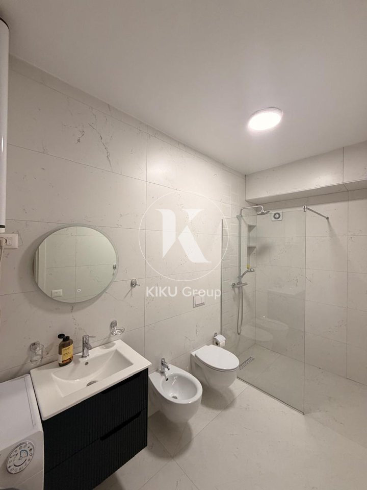 Affittasi Appartamento 2+1+2+Parcheggio – Pazari i Ri, Tirana