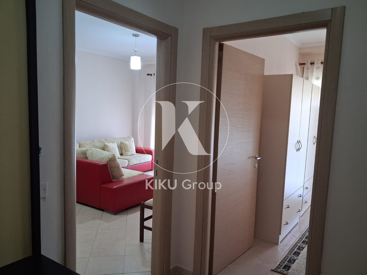 Apartament 1+1 me Qira – Pranë Muzeut të Shkencave të Natyrës