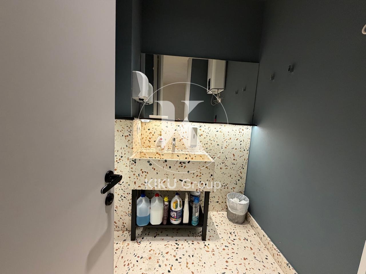 Spazio Ufficio in Affitto – Bllok