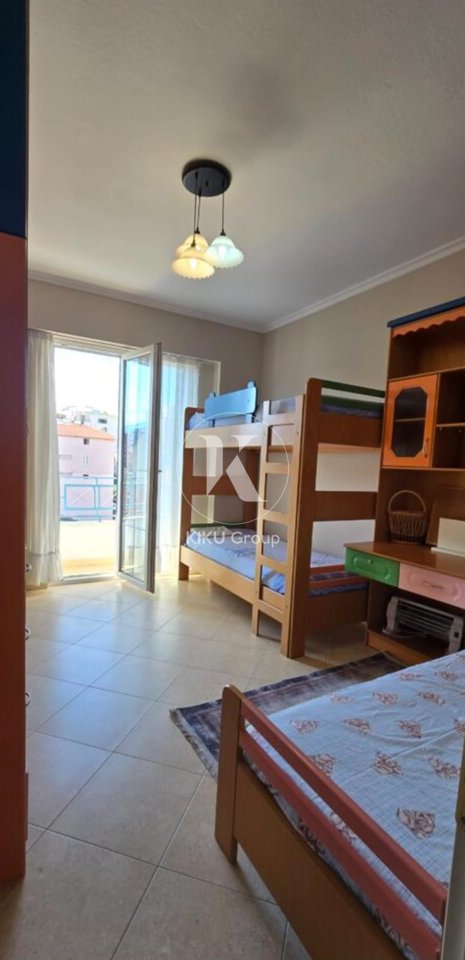 Affittasi Appartamento 2+1 – Via delle Barricate
