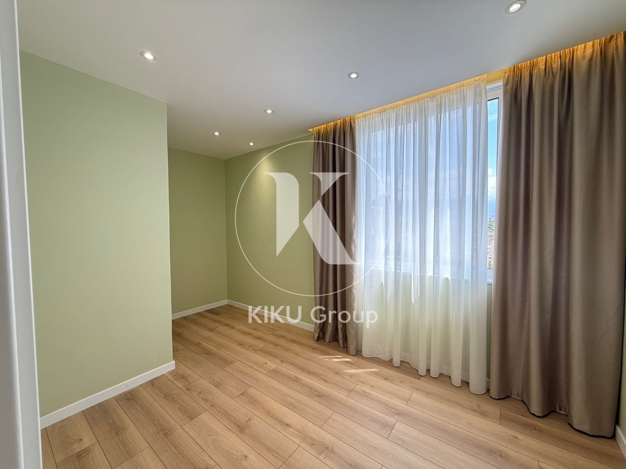 SHITET APARTAMENT 2+1 NË MYSLYM SHYR
