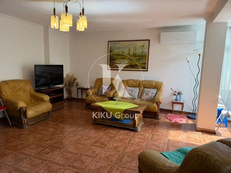 Shitet Apartament 2+1 – Përballë Ringut