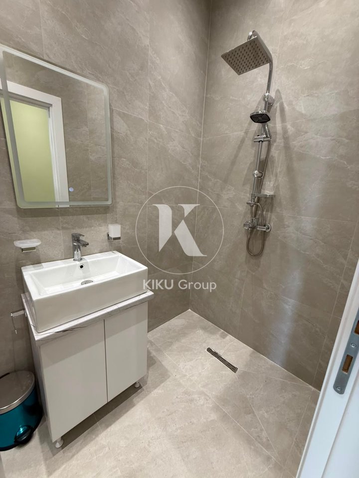 Shitet Apartament 2+1 në Myslym Shyri