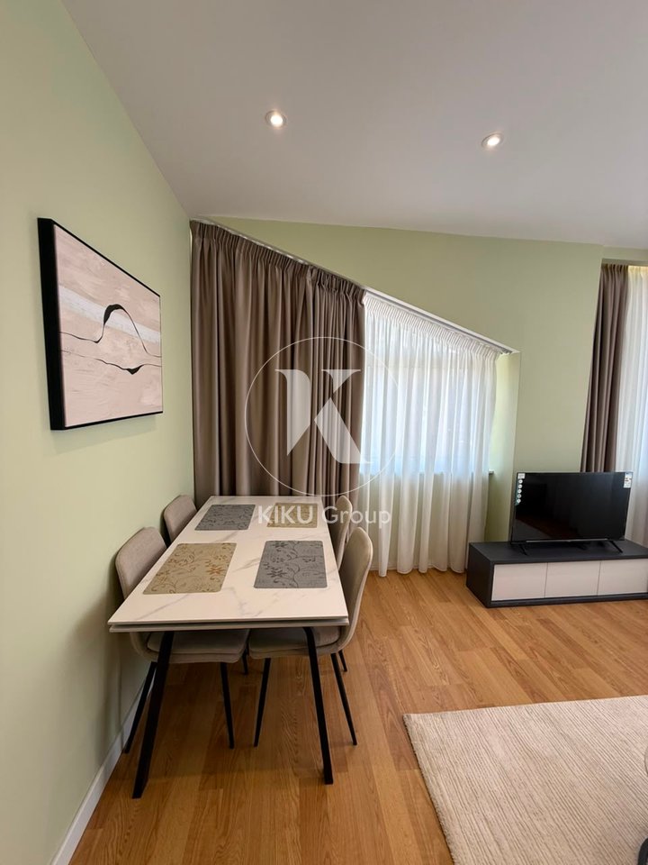Shitet Apartament 2+1 në Myslym Shyri
