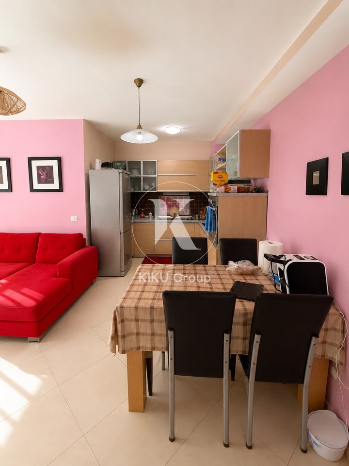 Shitet Apartament 2+1+2 pranë Rrugës së Kosovareve